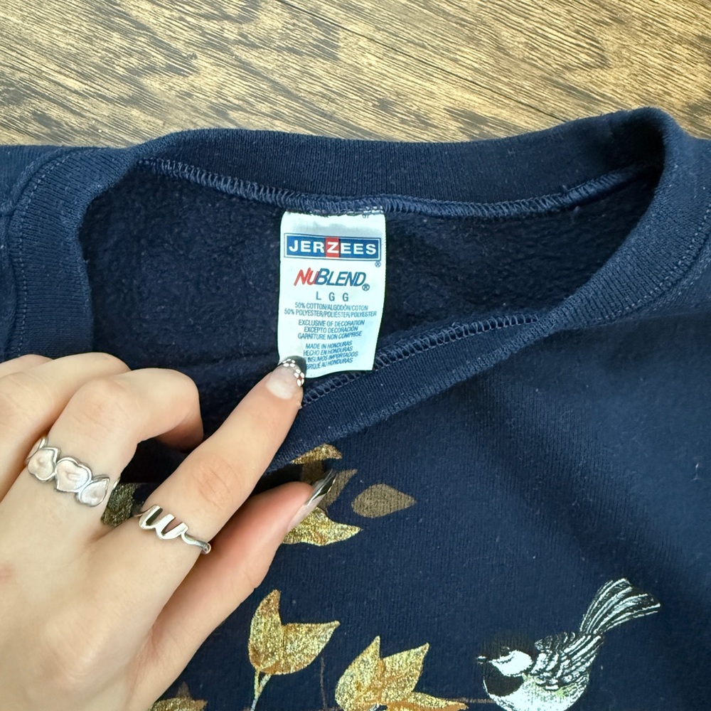 VINTAGE JERZEES Sweatshirt Birds on a Branch Navy Blue Floral Lounge Crewneck L - Picture 2 of 5